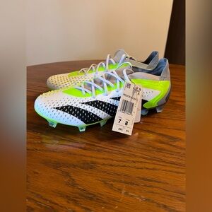 adidas Men’s 7/Women’s 8 PREDATOR ACCURACY.1 Low FG Soccer Cleats White GZ0032